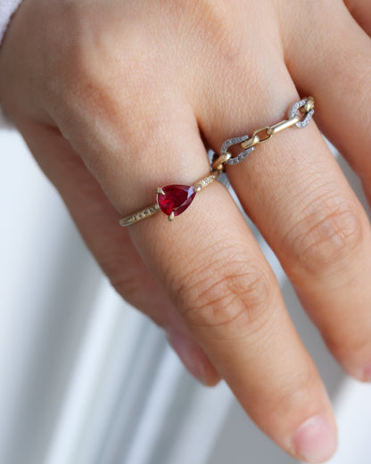 【coming soon】Prong Ring - Ruby -