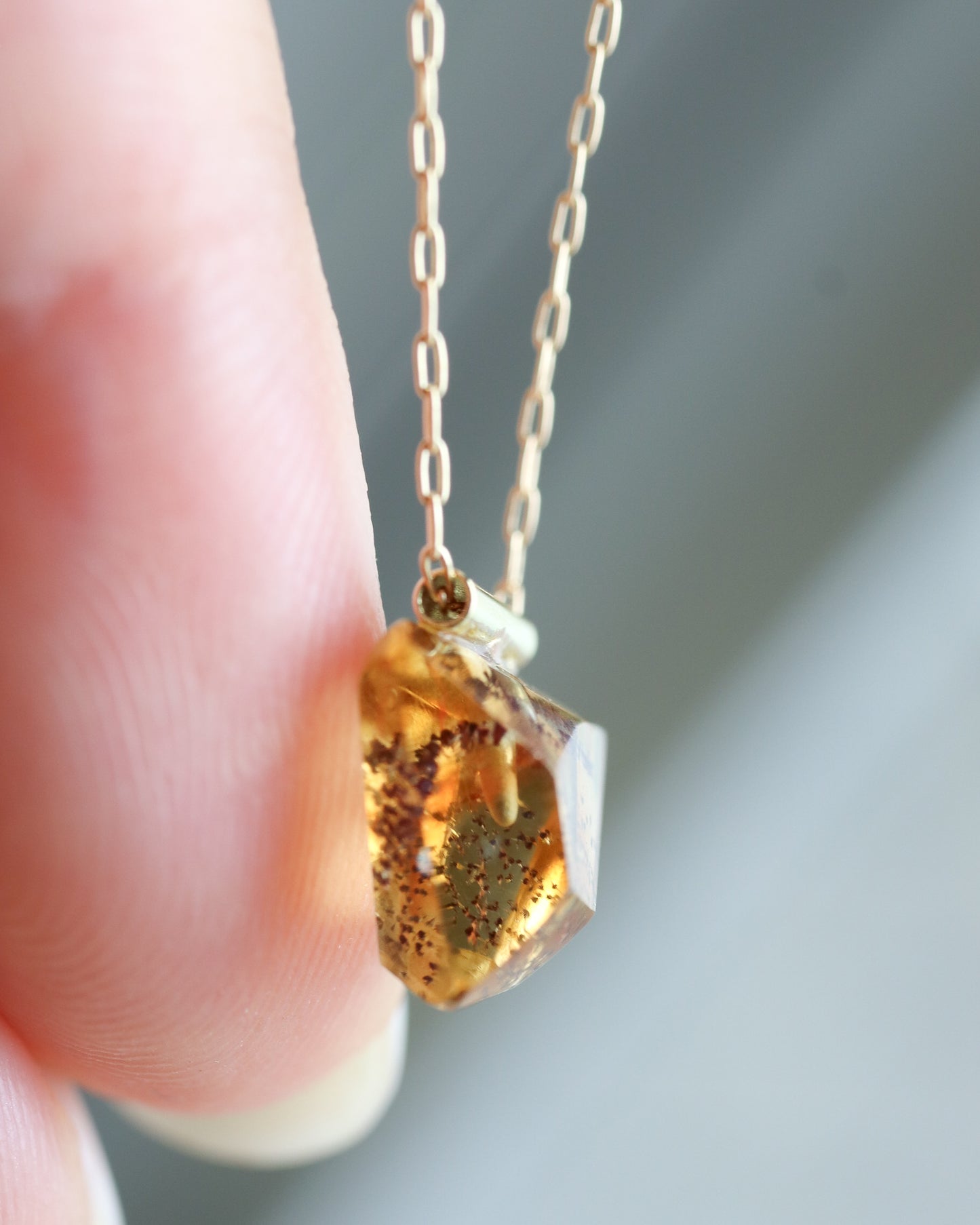 Pipe Pierced Earring - Citrine -