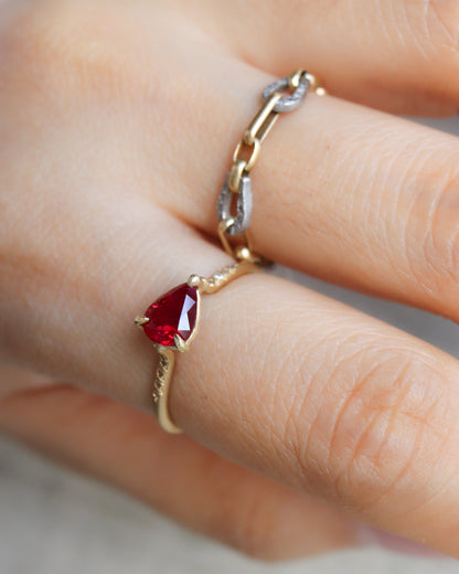 【coming soon】Prong Ring - Ruby -