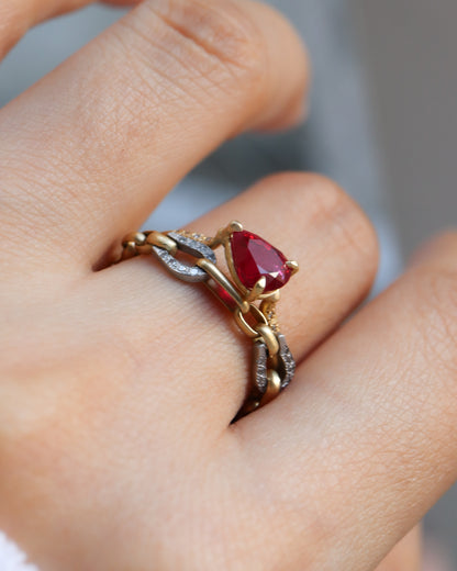 【coming soon】Prong Ring - Ruby -