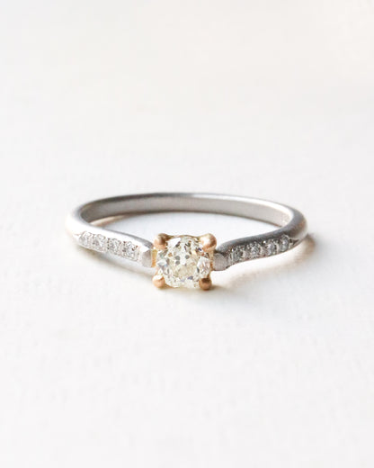 Prong Ring - Diamond -