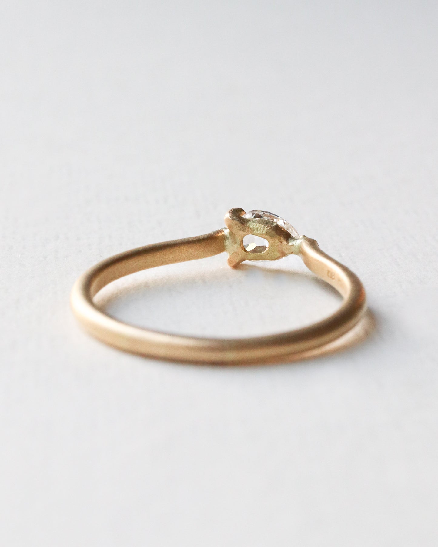 Prong Ring - Diamond -