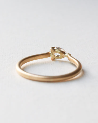 Prong Ring - Diamond -