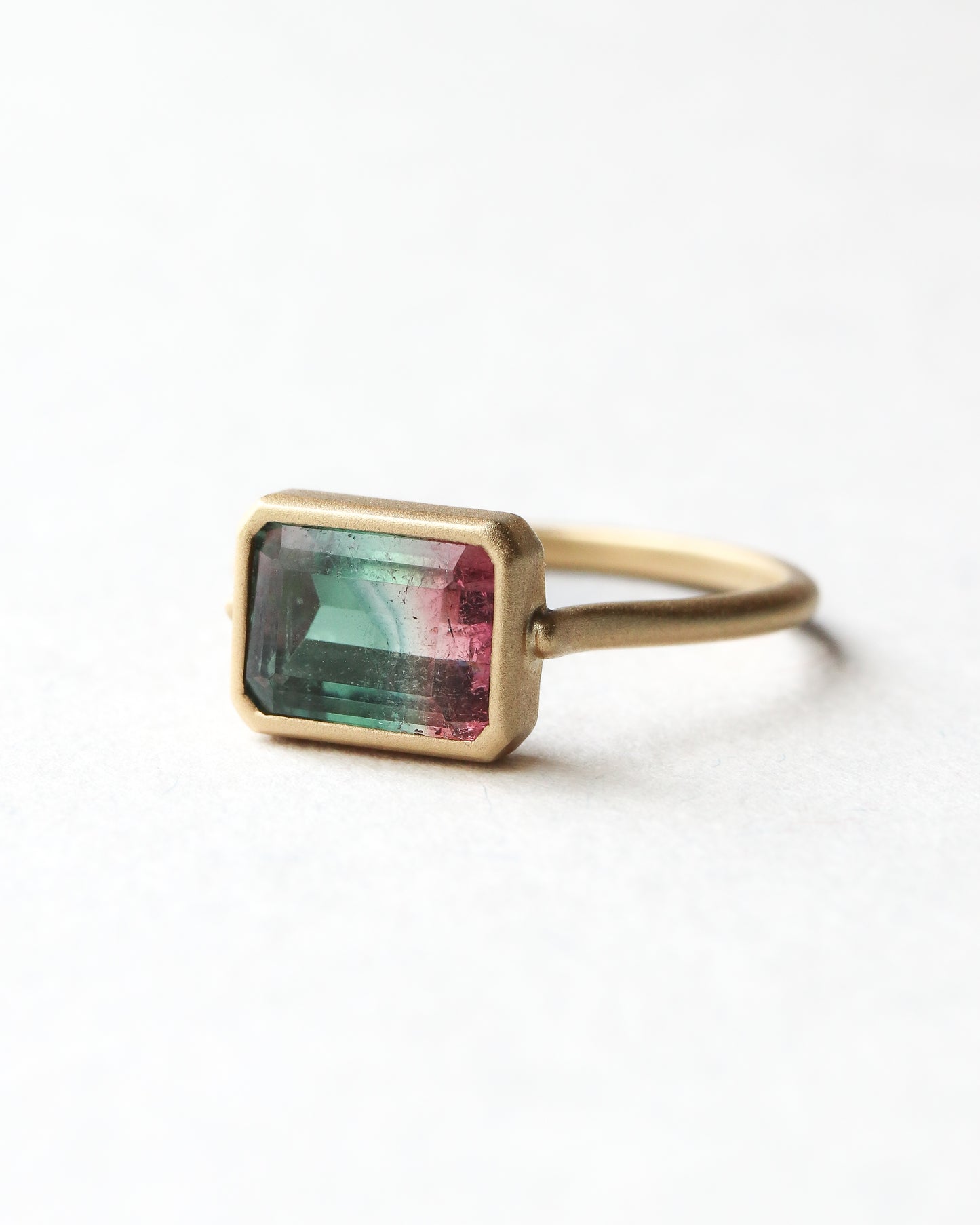 Collet Ring - Bicolor Tourmaline -
