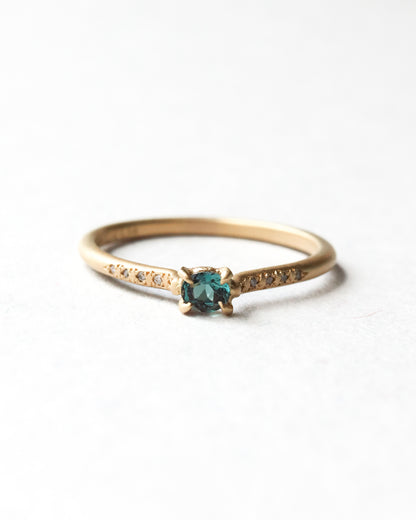 Prong Ring - alexandrite -