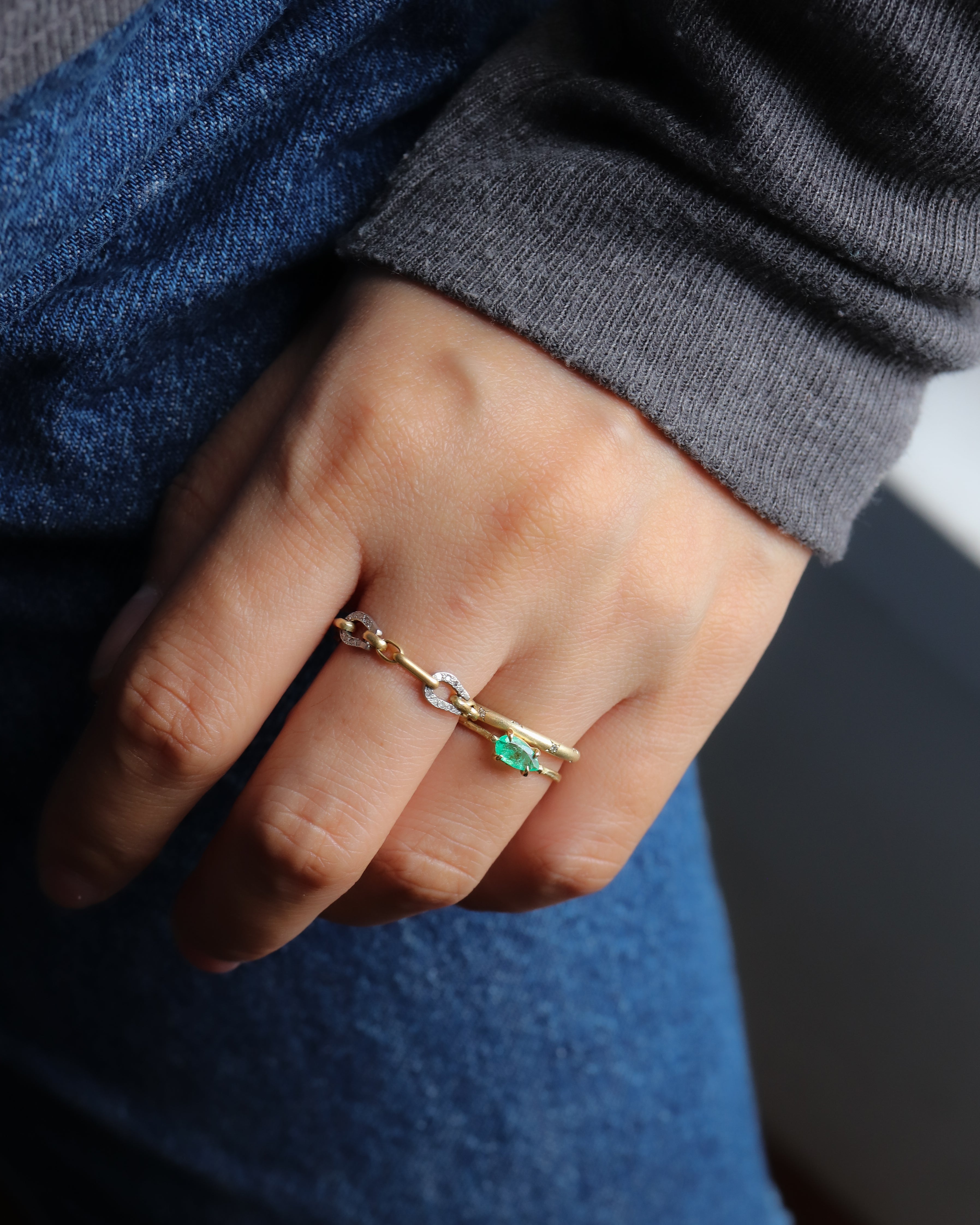 Flat Ring - Emerald -
