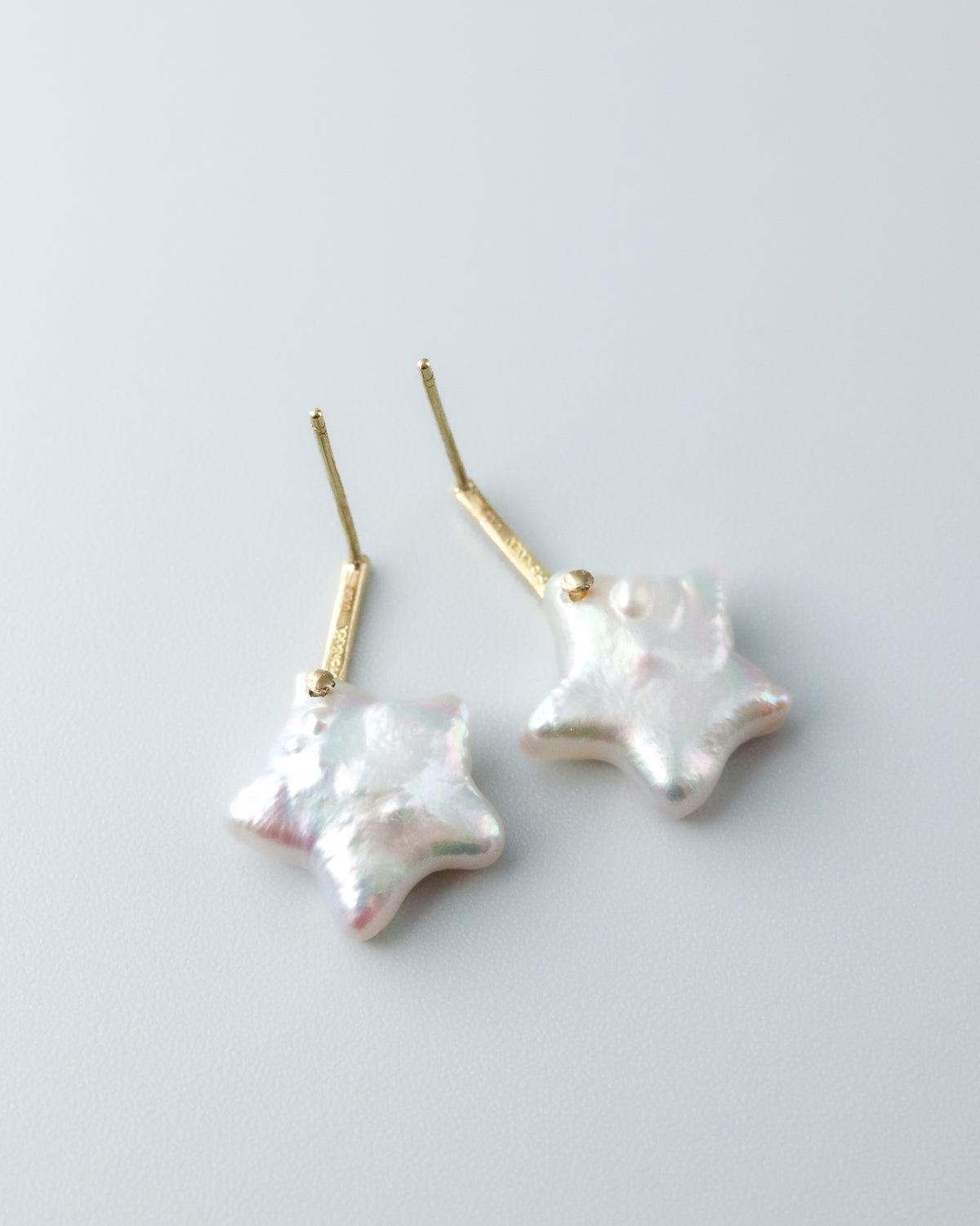 Hibiki Stone Pierced Earring - Pearl / Diamond -