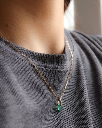 Hibiki Stone Necklace - Emerald -