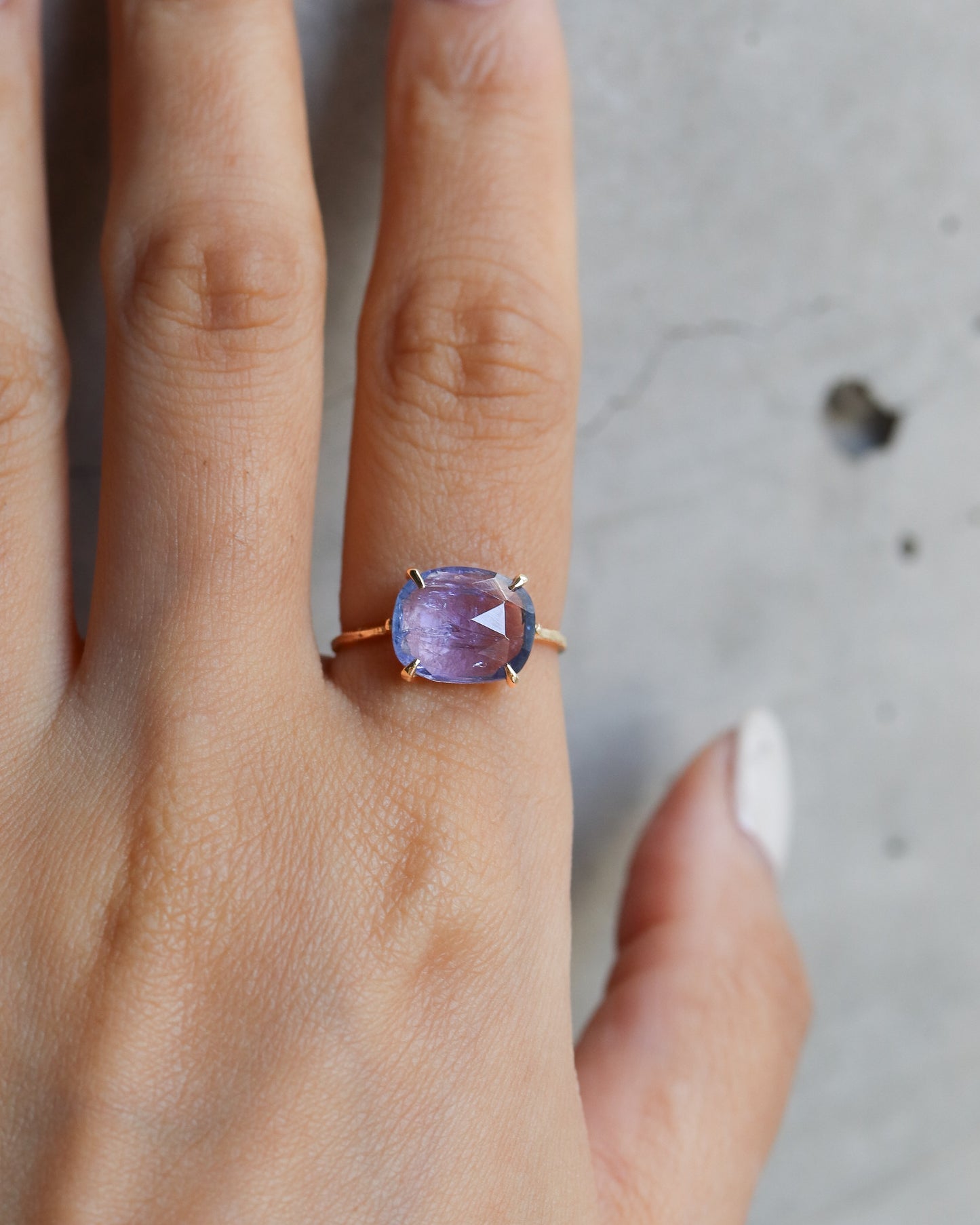 Flat Ring - Tanzanite -