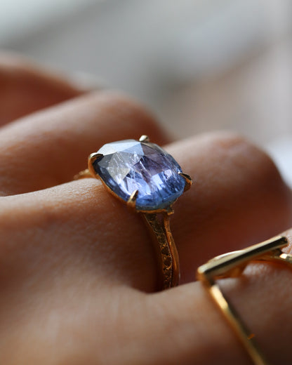 Flat Ring - Tanzanite -