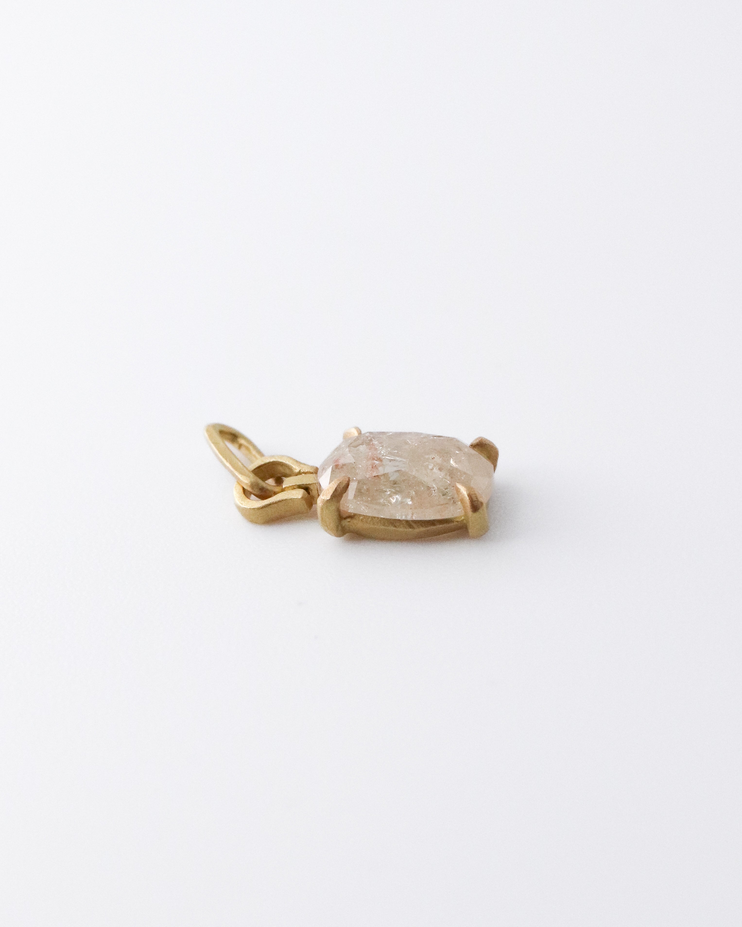 Horse Shoe Prong Necklace - Natural Diamond -