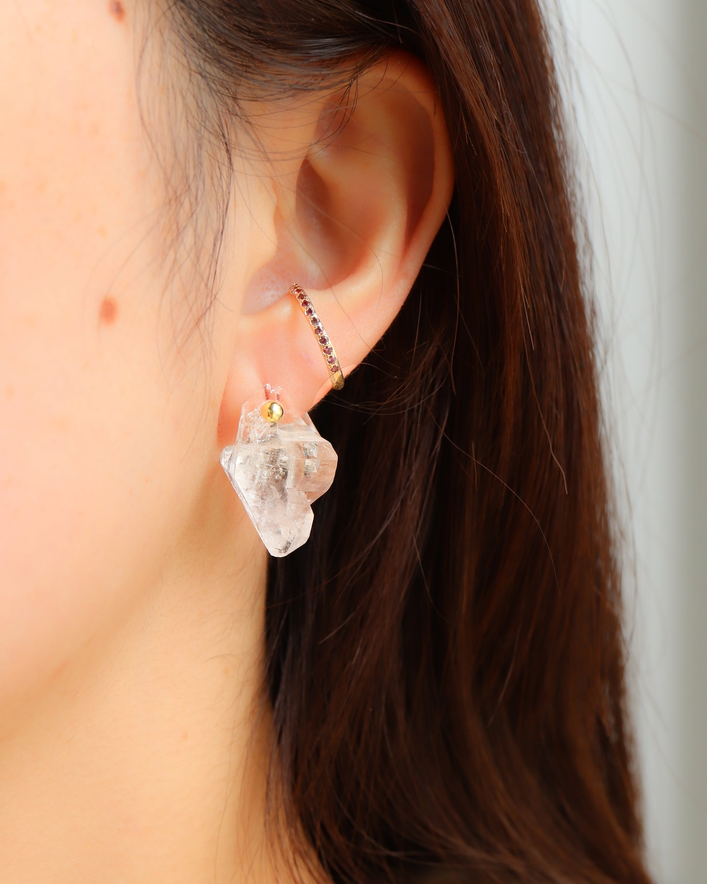 Rock Pierced Earring - Diamond Quartz -