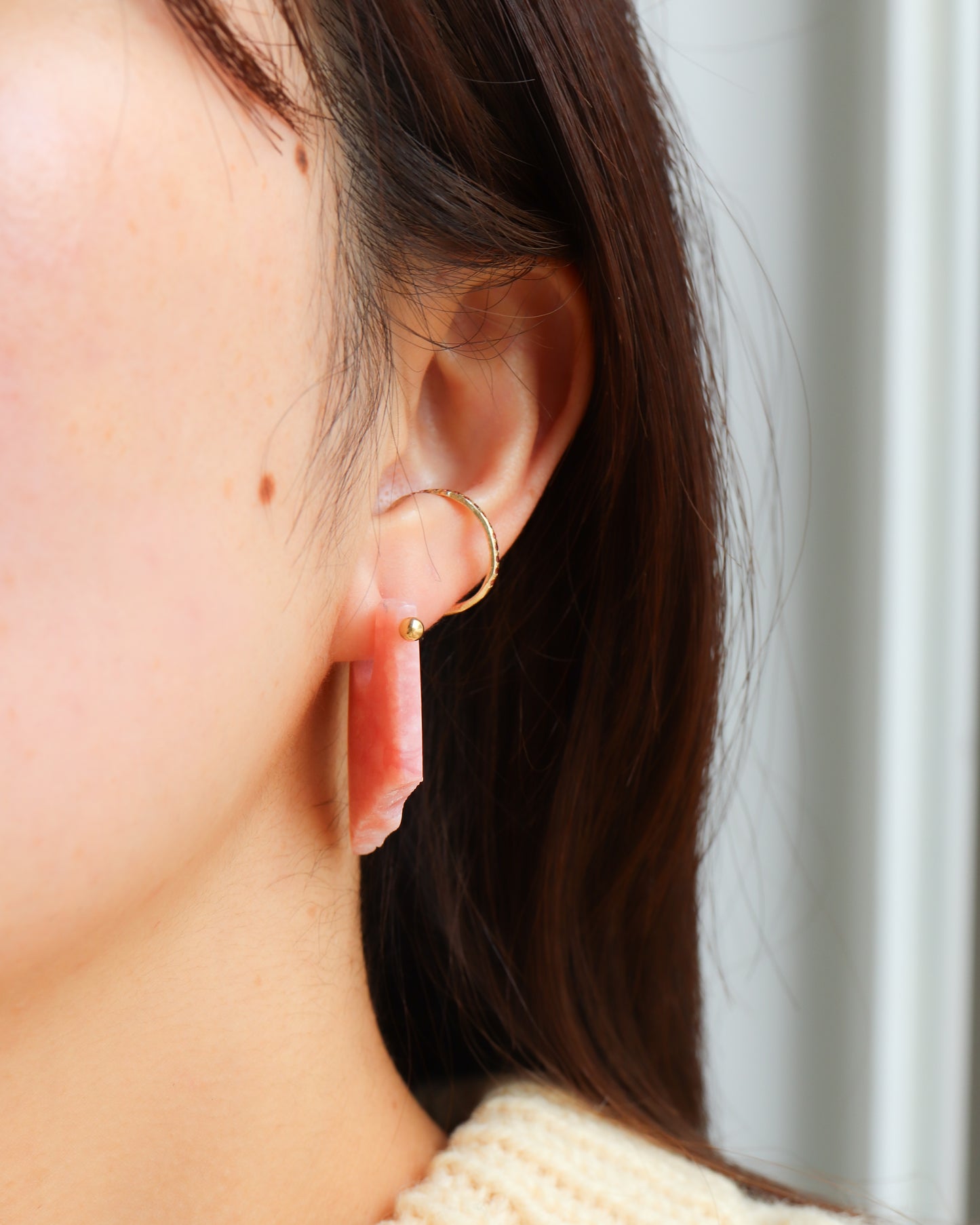 Rock Pierced Earring - Pink Opal -