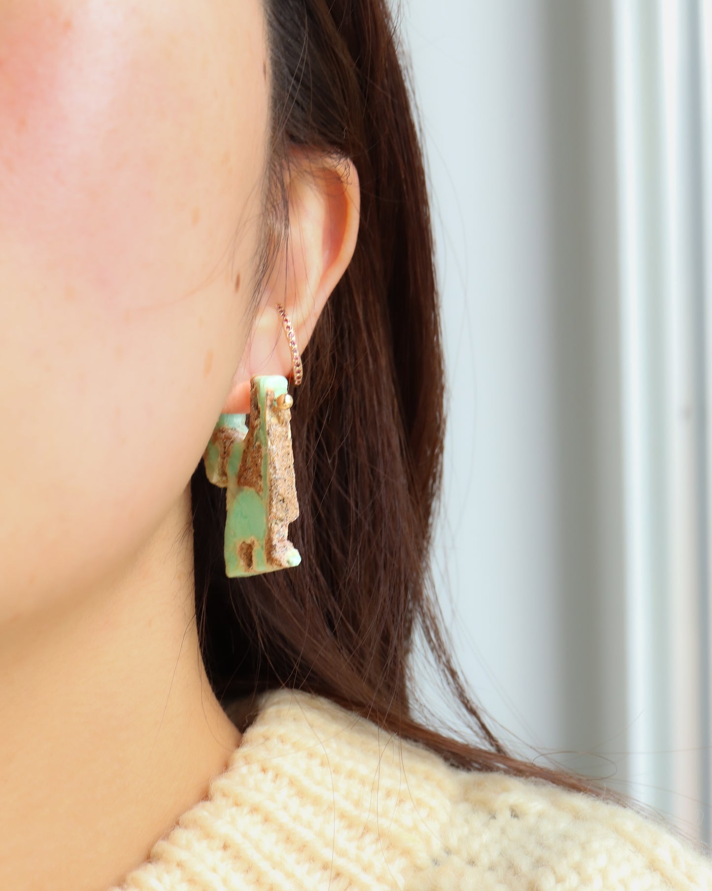 Rock Pierced Earring - Chrysophrase -