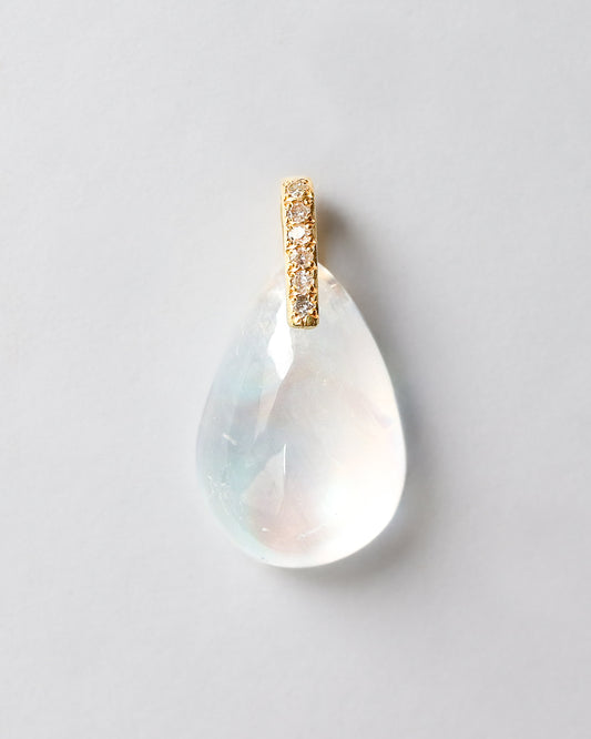 Hibiki Stone Necklace - Rainbow Moon Stone / Diamond -