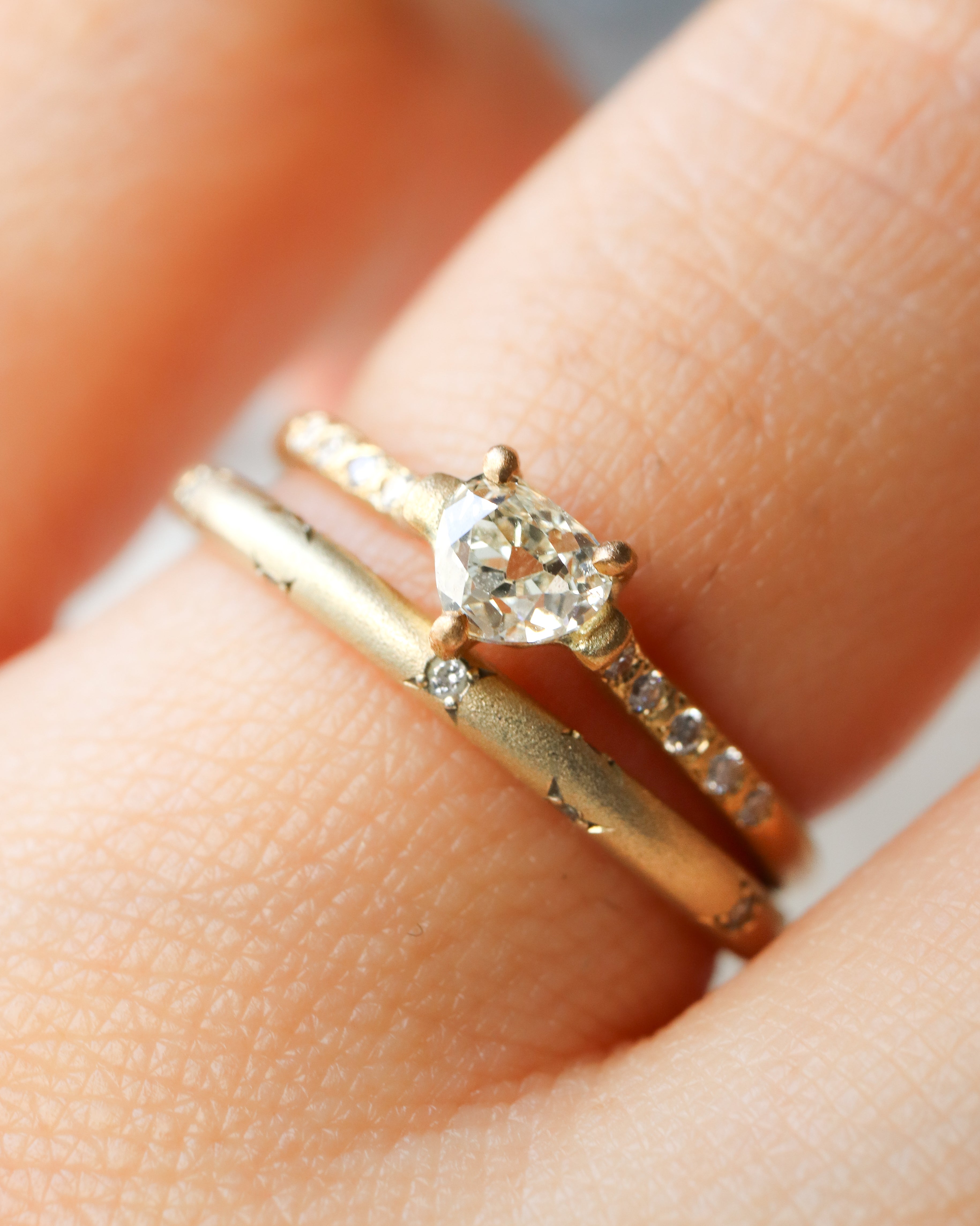 Prong Ring - Diamond -