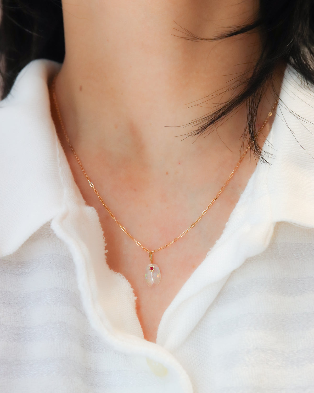 Flat Necklace - Opal -