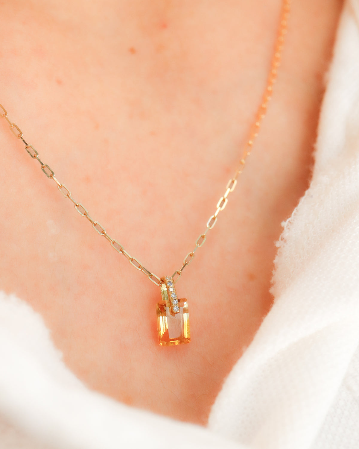 Hibiki Stone Necklace - Citrine -