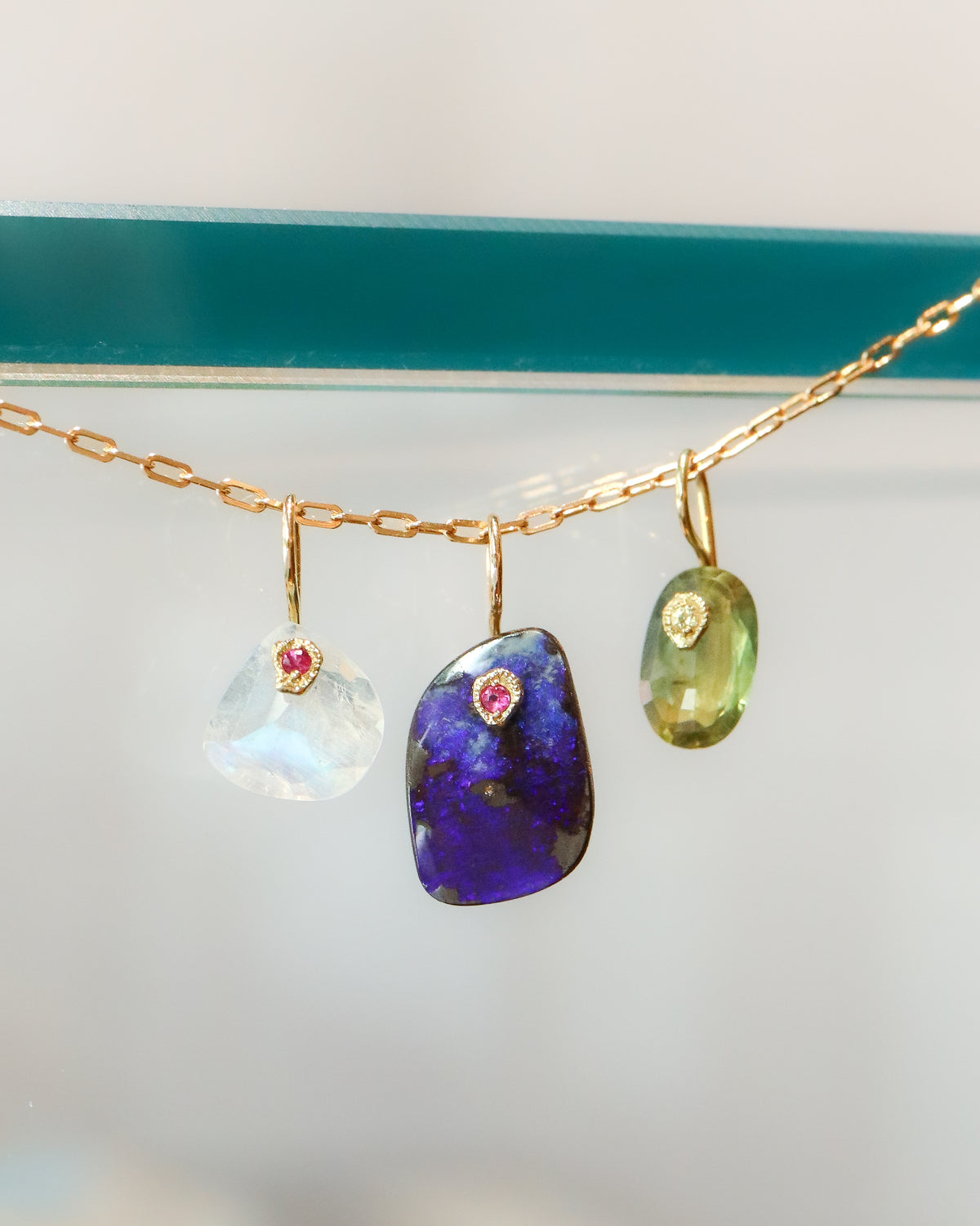 Flat Necklace - Boulder Opal -
