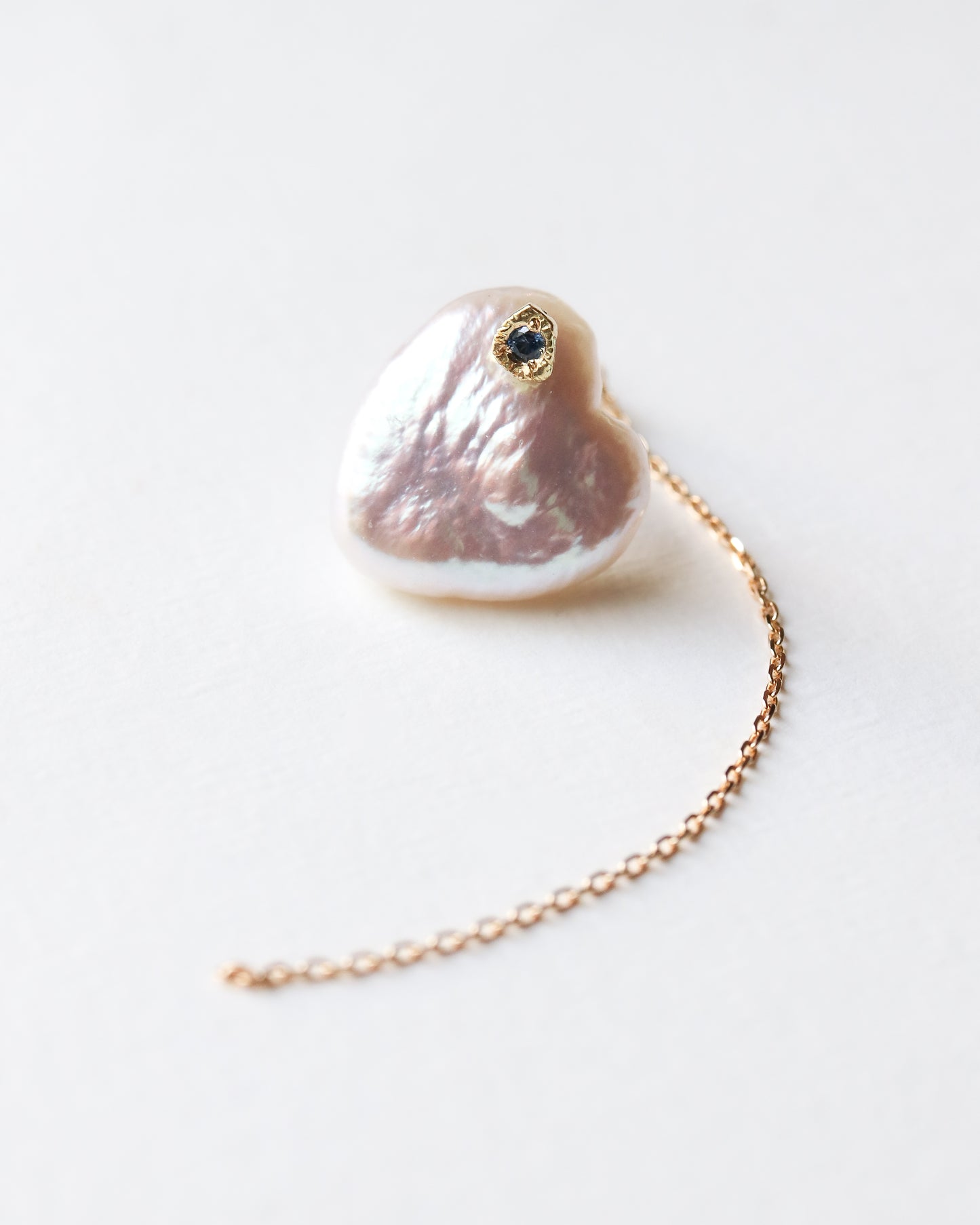 Flat Pierced Earring - Pearl -