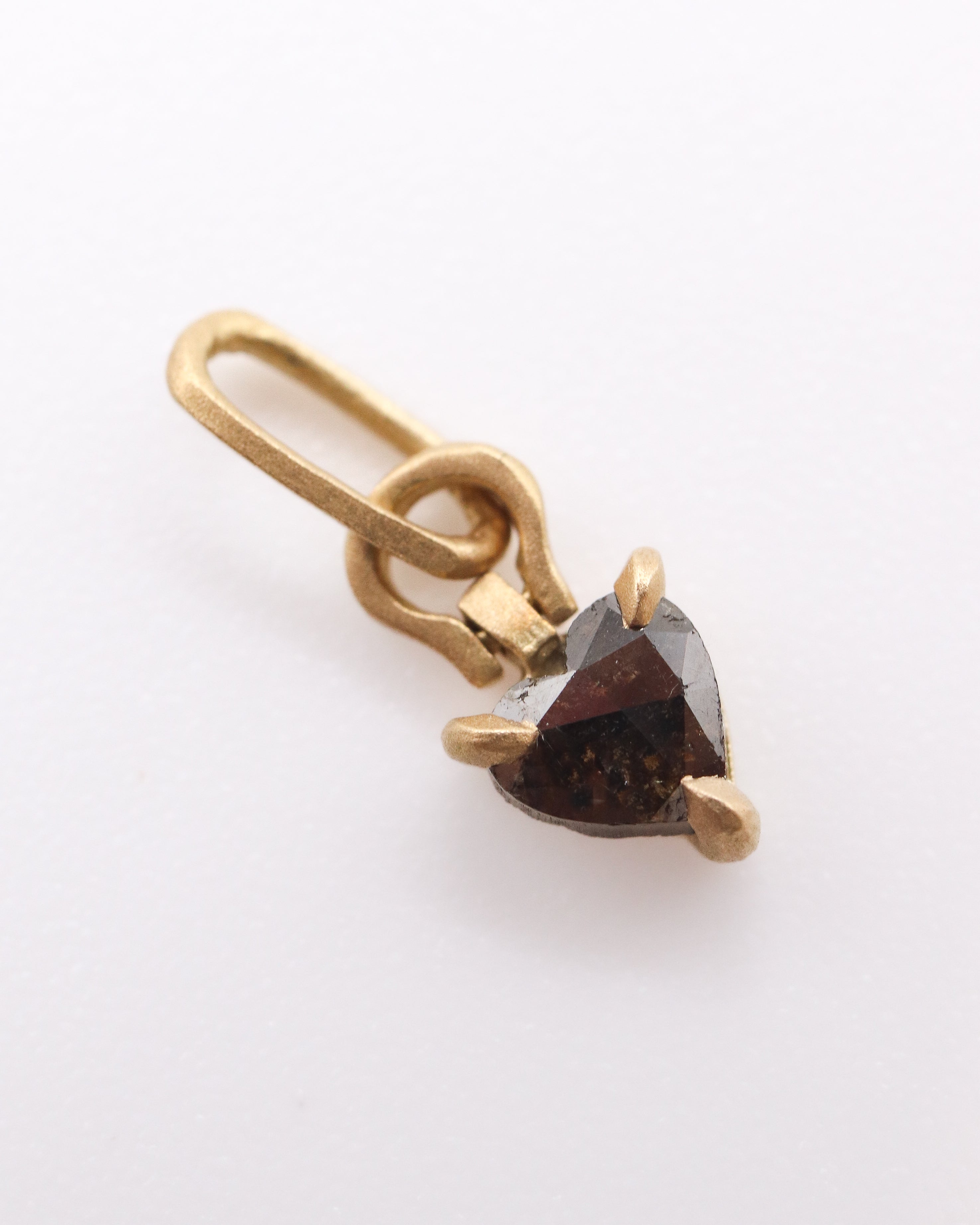 Horse Shoe Prong Necklace - Natural Diamond -