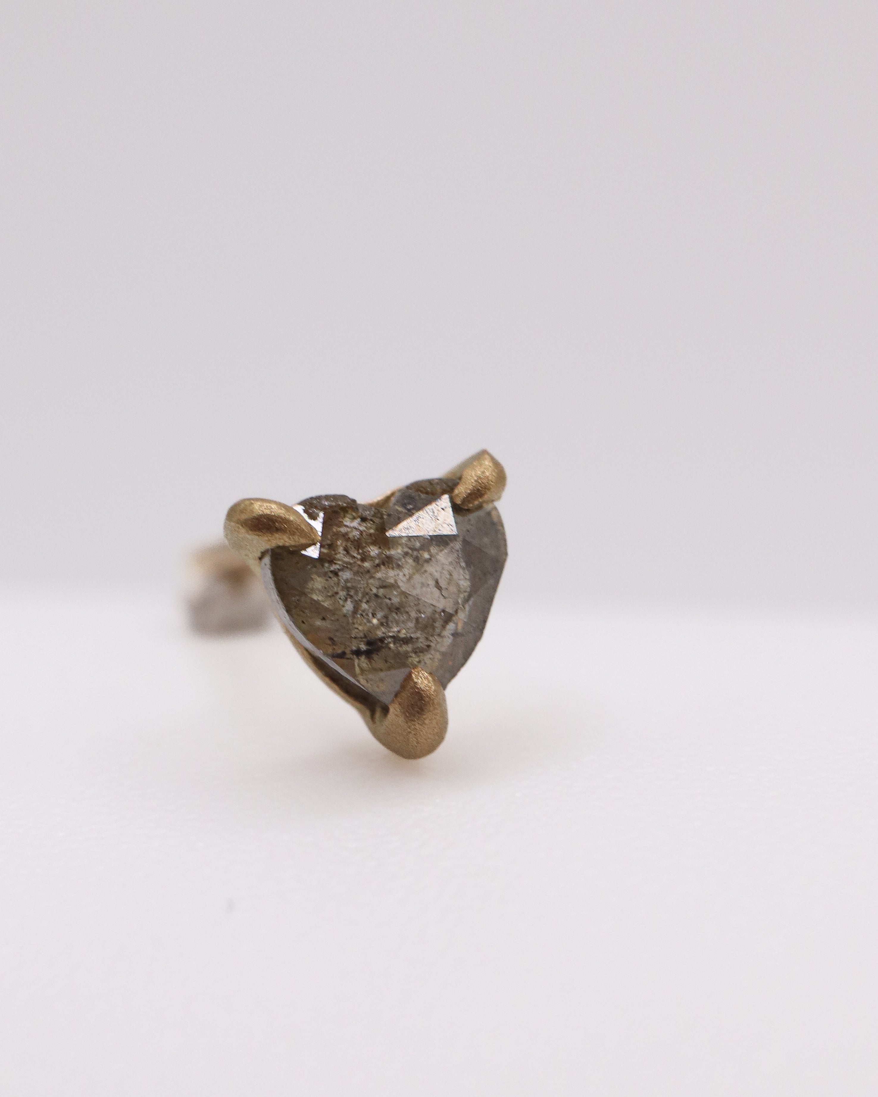 Prong Pierced Earring - Natural Diamond -