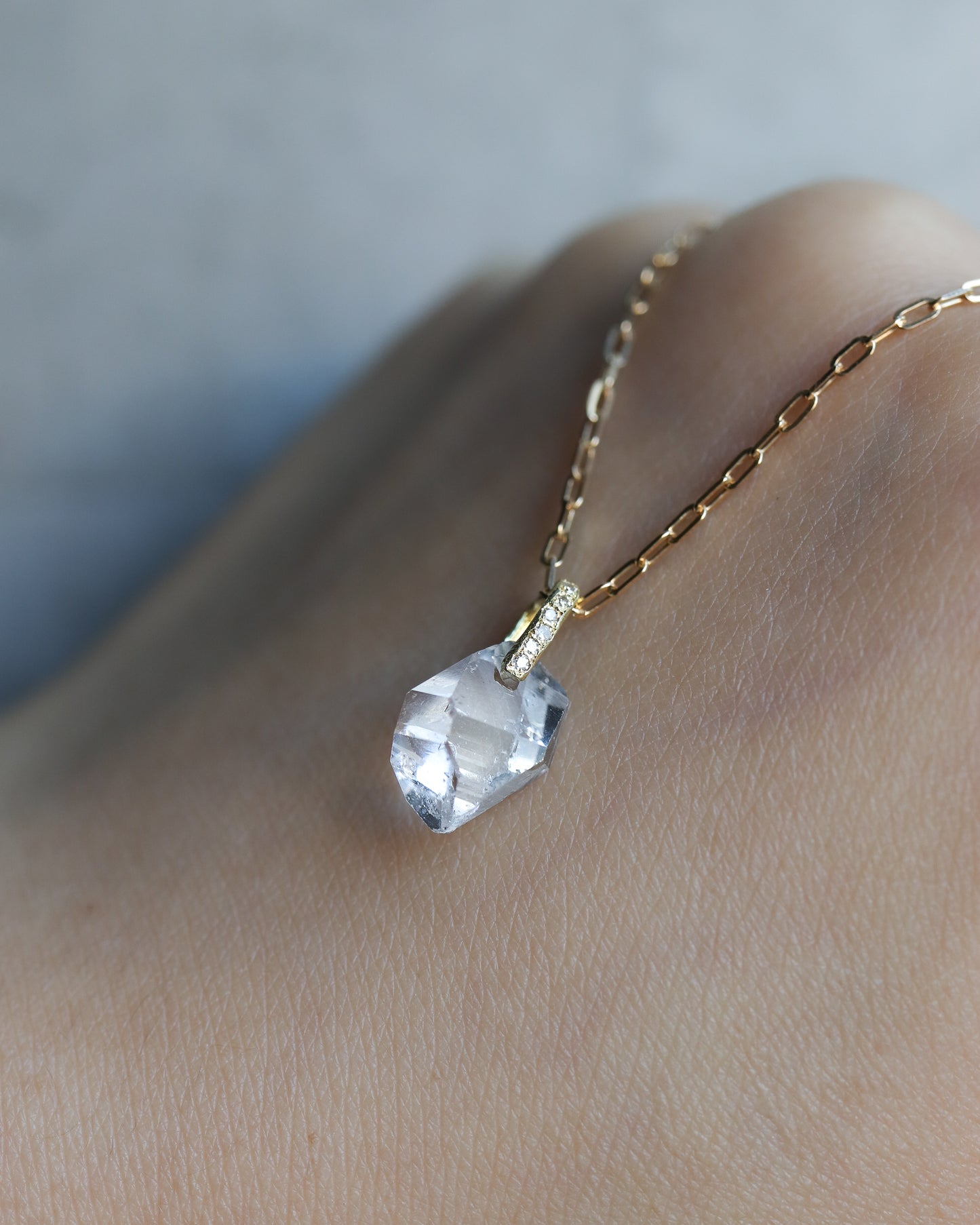 Hibiki Stone Necklace - Diamond Quartz / Diamond -