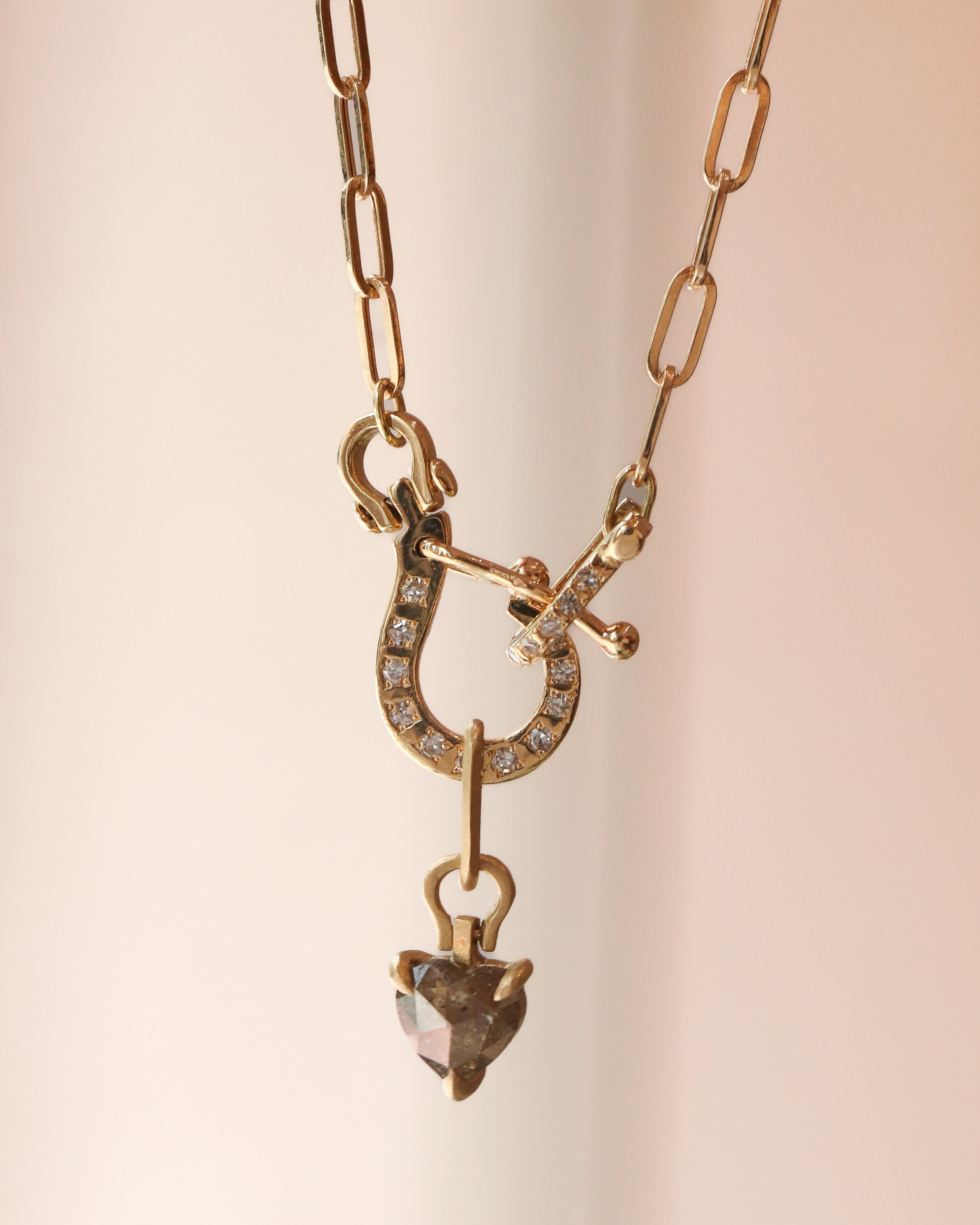 Horse Shoe Prong Necklace - Natural Diamond -