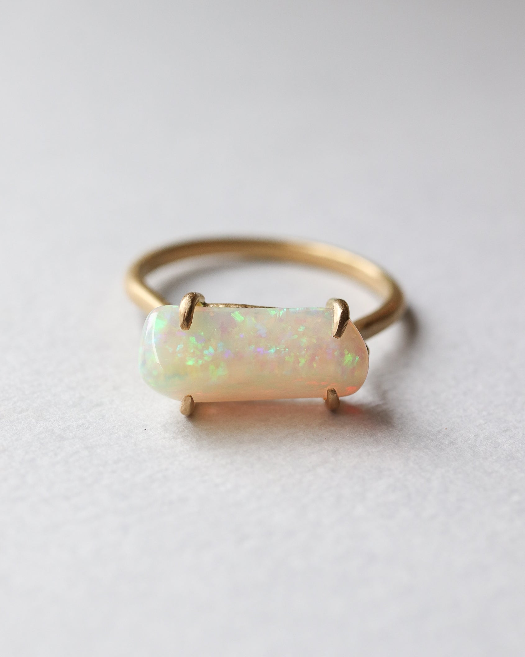 Prong Ring - Opal -