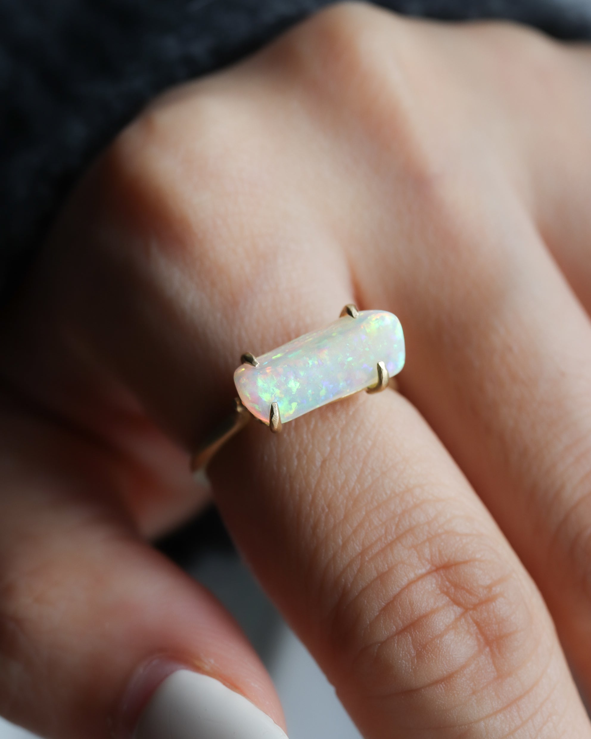 Prong Ring - Opal -