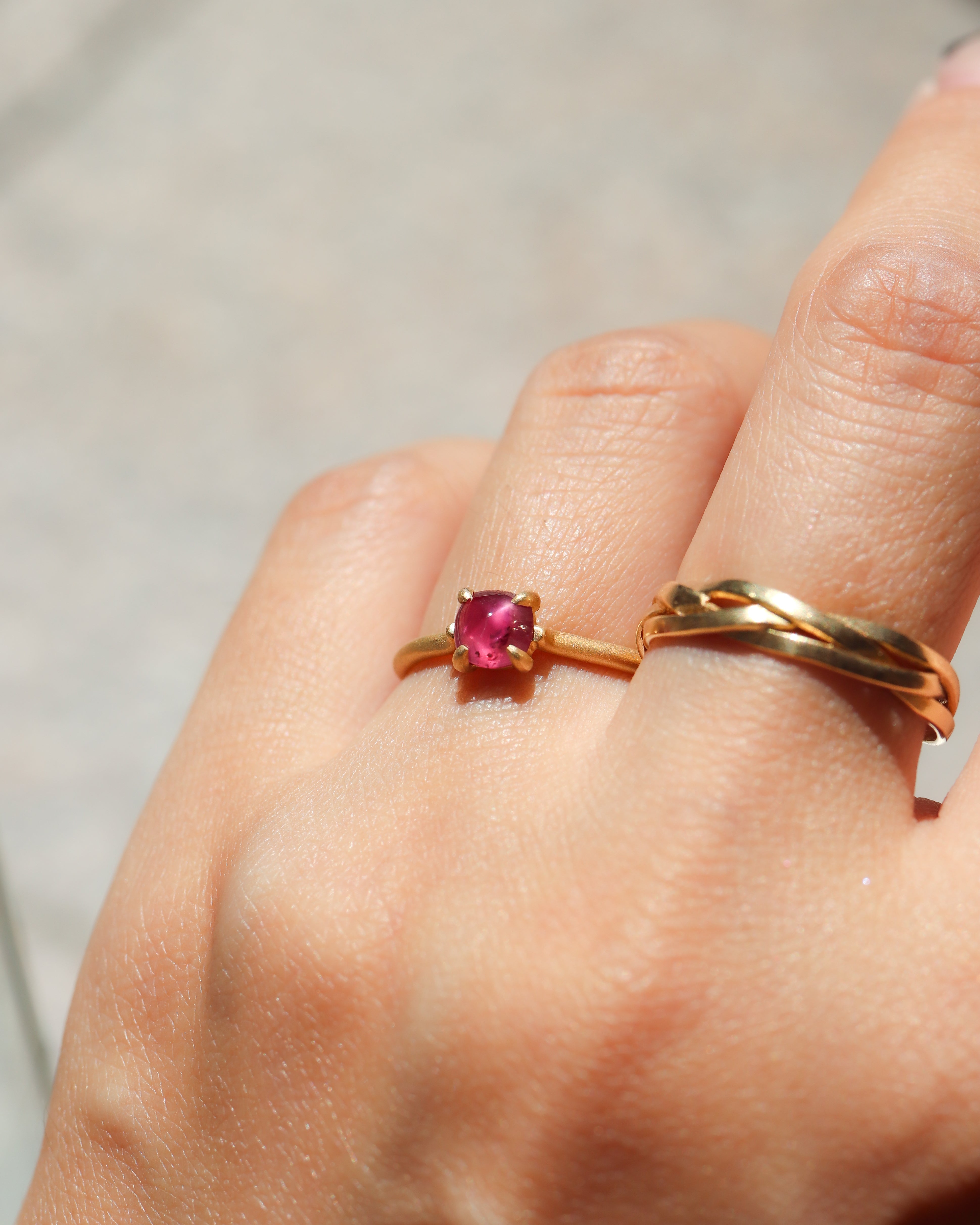 Prong Ring - Ruby -