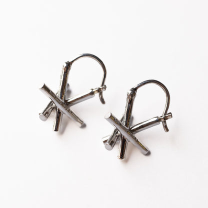 Asterism Pierced Earring - Diamond -