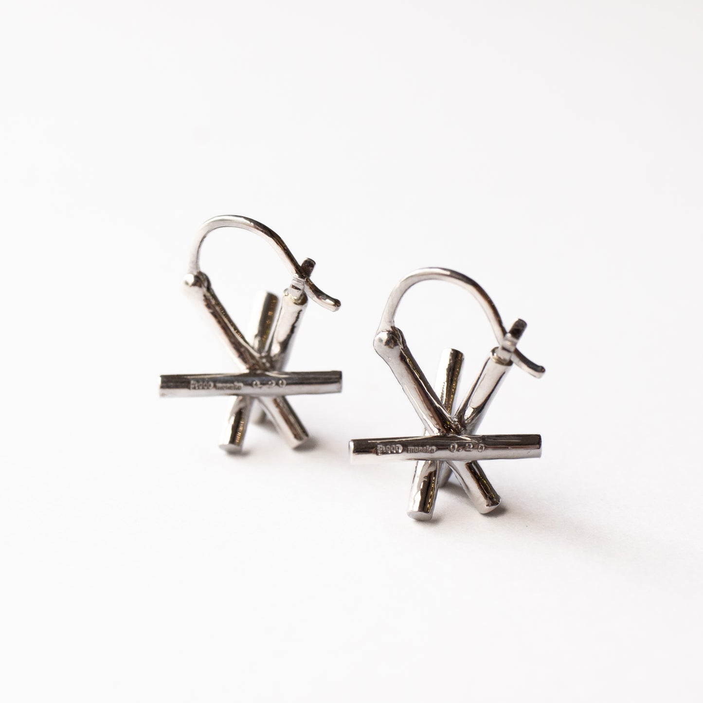 Asterism Pierced Earring - Diamond -