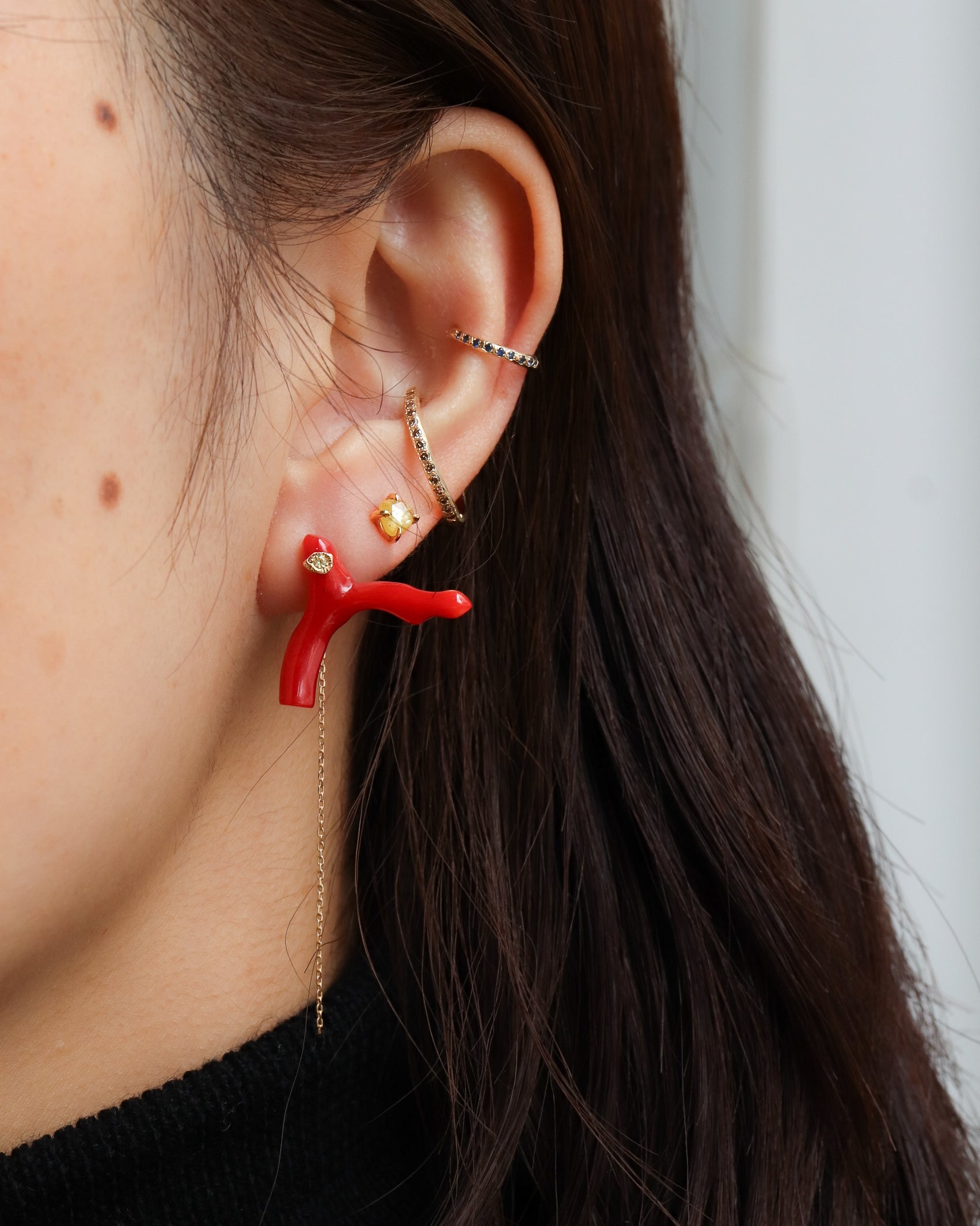 Flat Pierced Earrings - Coral -
