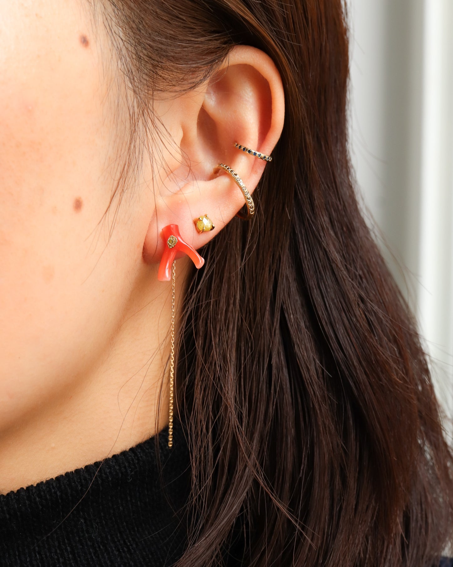 Flat Pierced Earring - Coral -