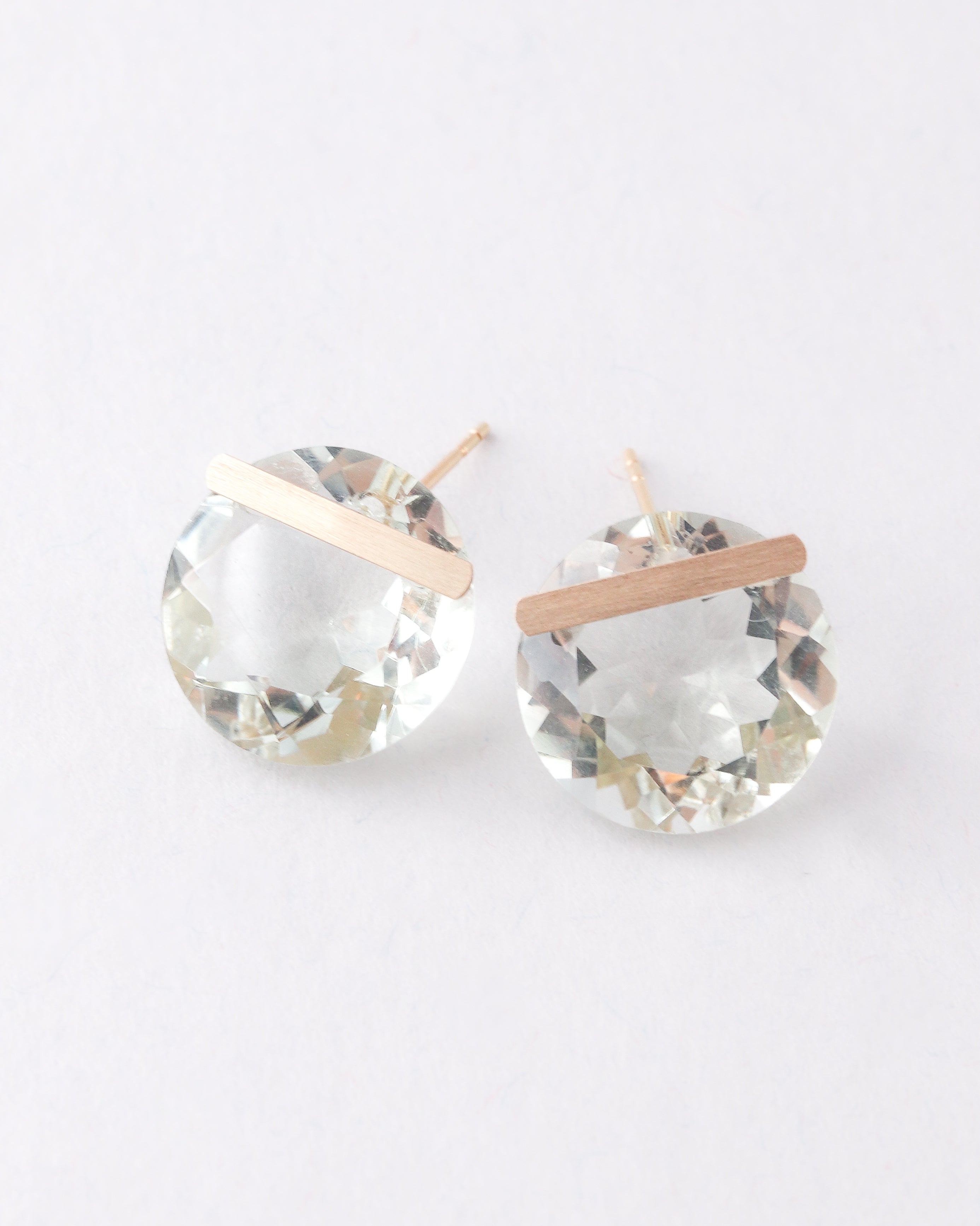 Bar stone Pierced Earring - Green Amethyst -
