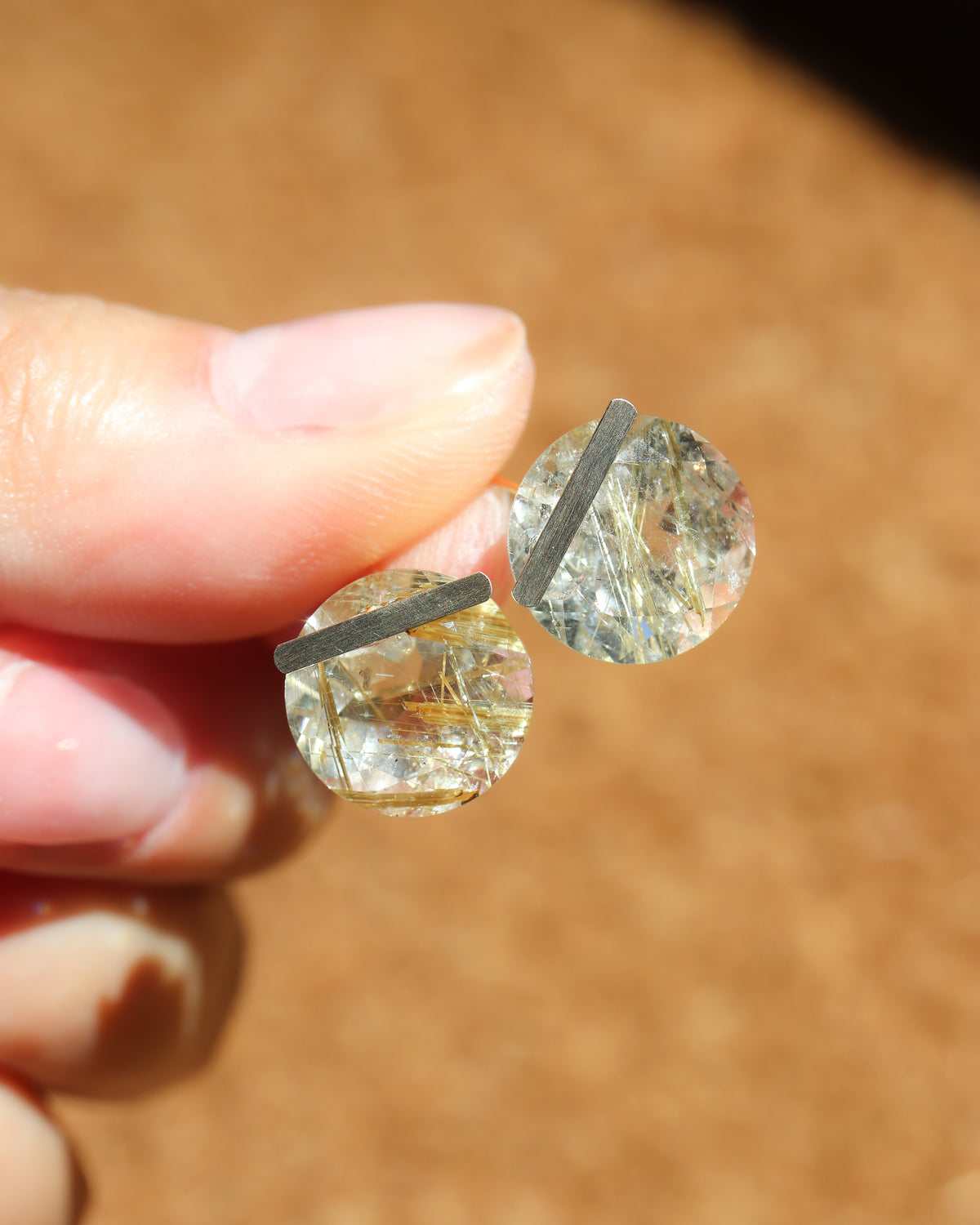 Bar stone Pierced Earring - Golden Rutilated Quartz -