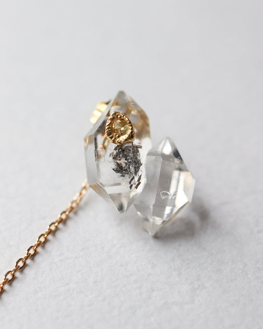 Flat Pierced Earring - Diamond Quartz -