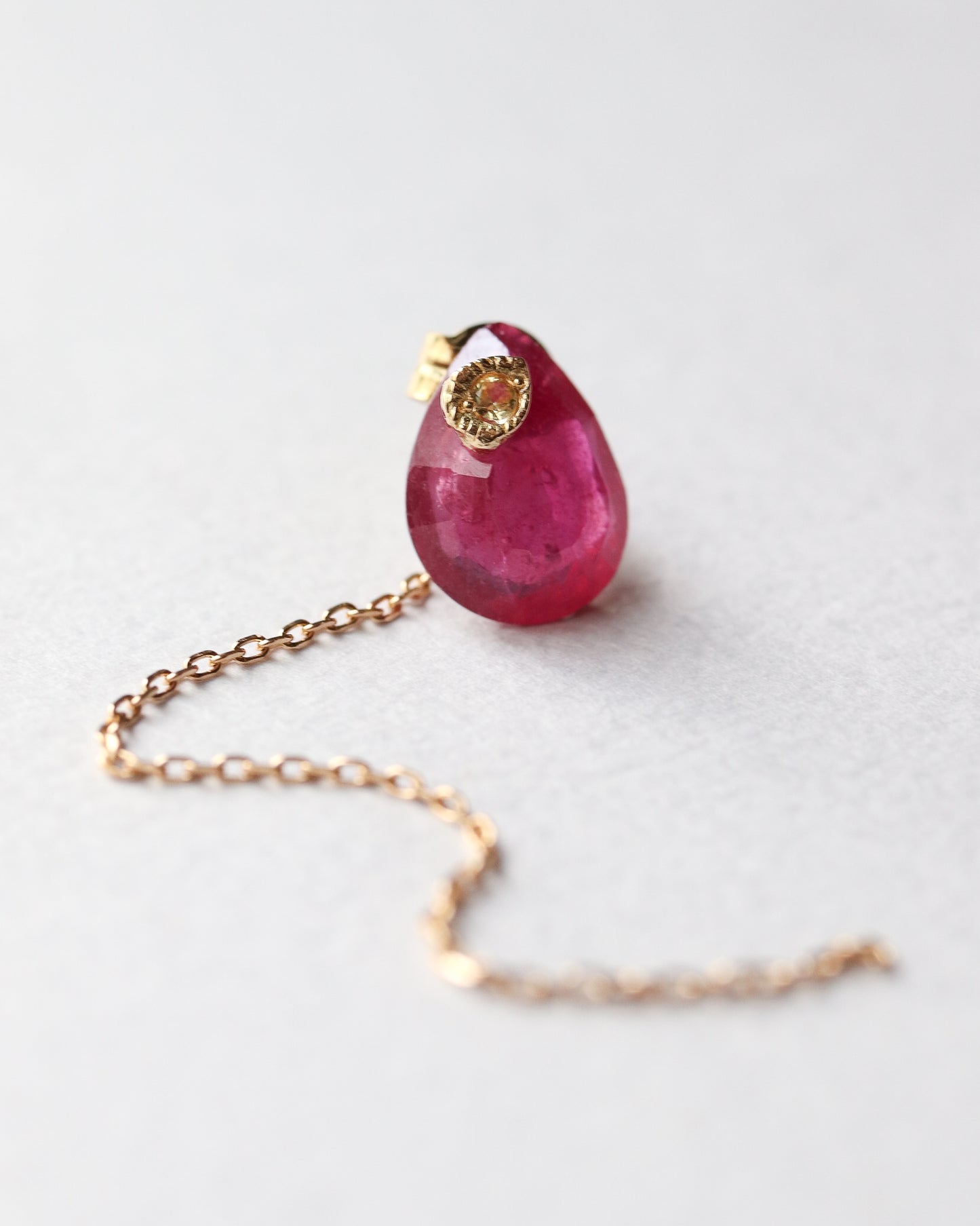 Flat Pierced Earring - Ruby -