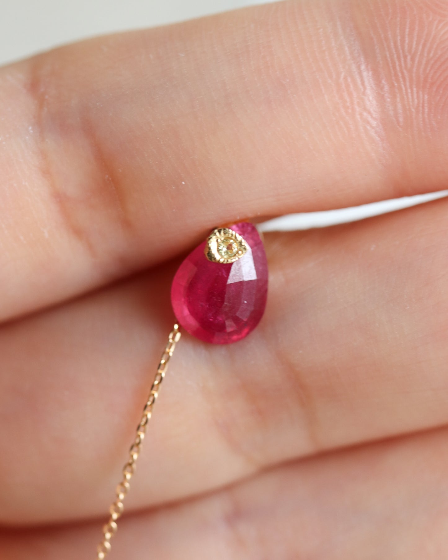 Flat Pierced Earring - Ruby -