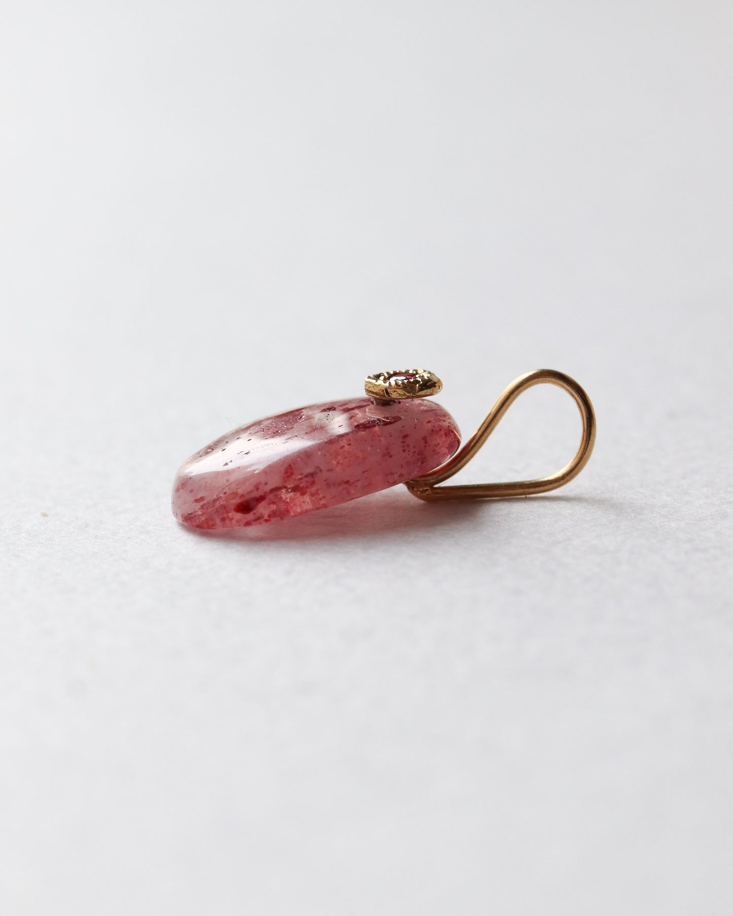 Flat Necklace - Strawberry Quartz -