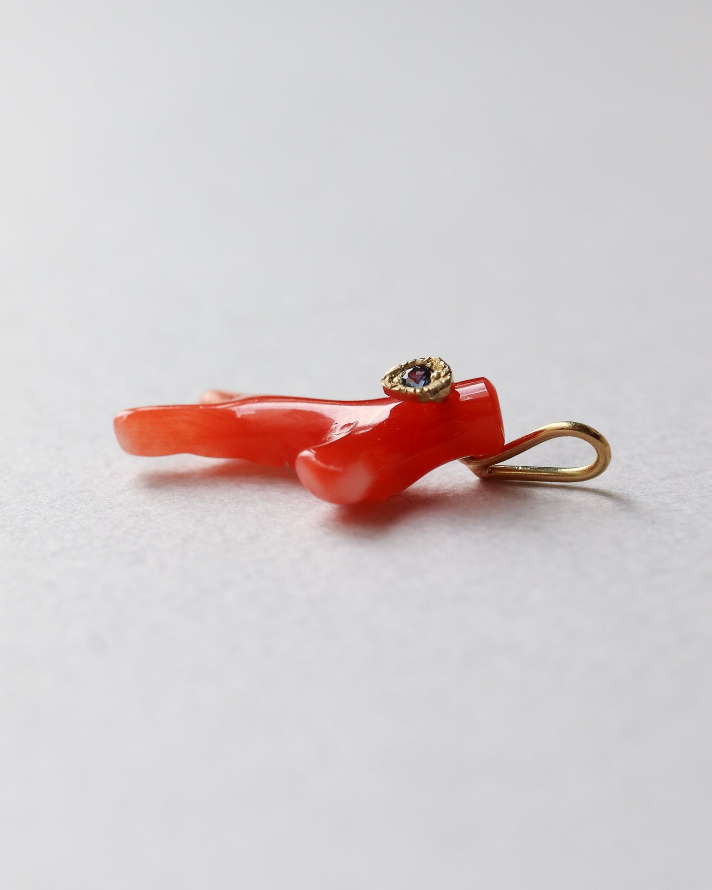 Flat Necklace - Coral -