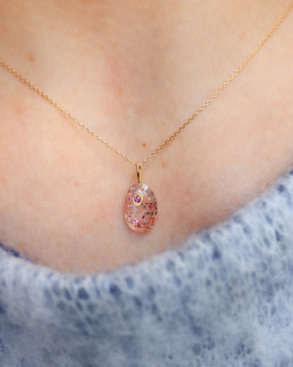 Flat Necklace - Strawberry Quartz -