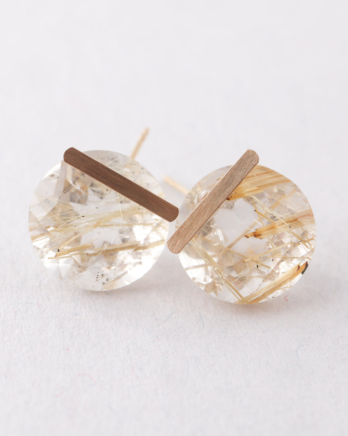 Bar stone Pierced Earring - Golden Rutilated Quartz -