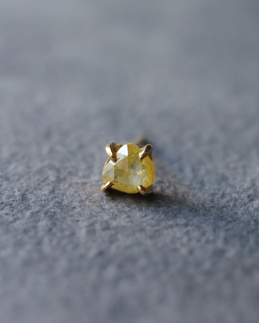 Prong Pierced Earrings - Natural Yellow Diamond -