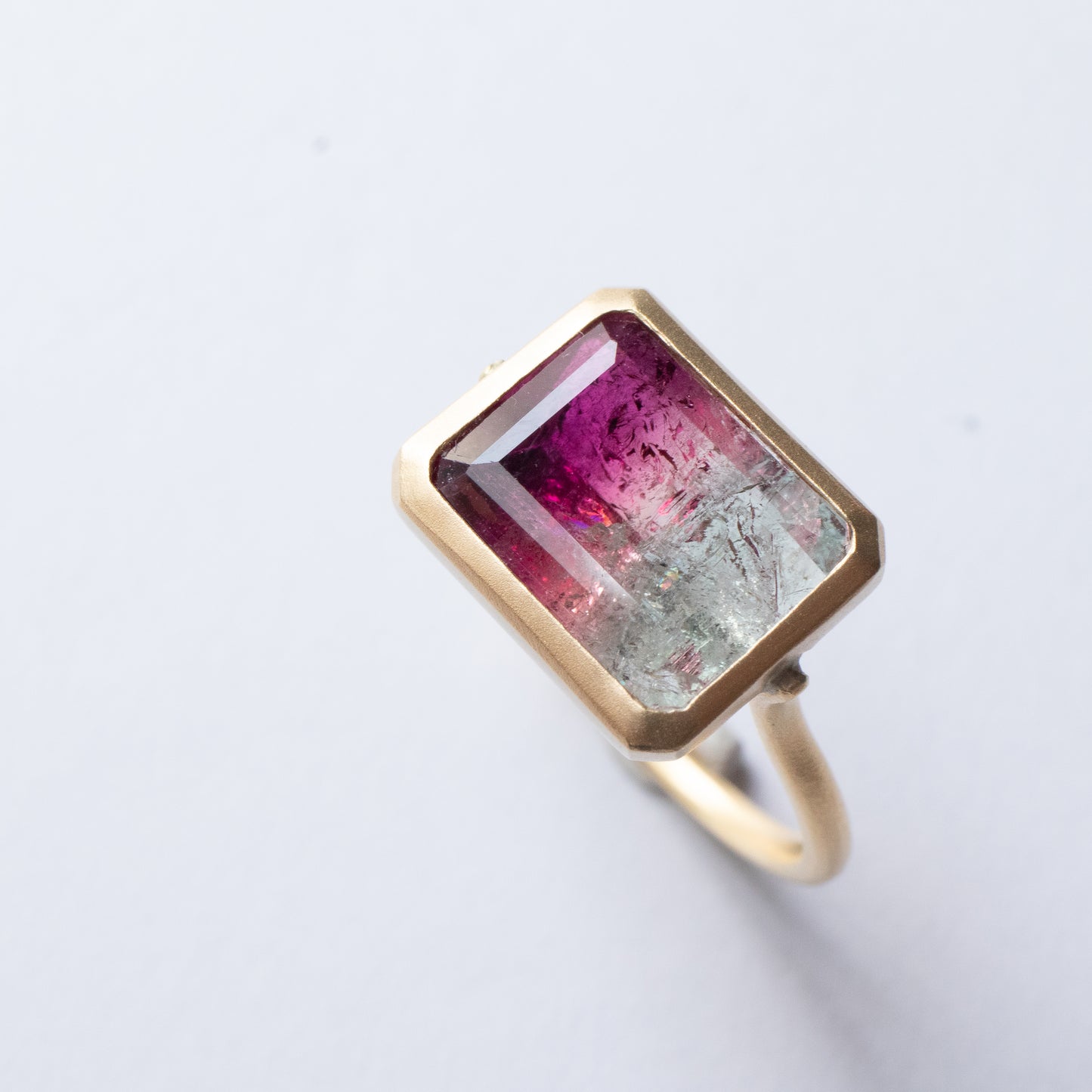 Collet Ring - Bicolor Tourmaline -