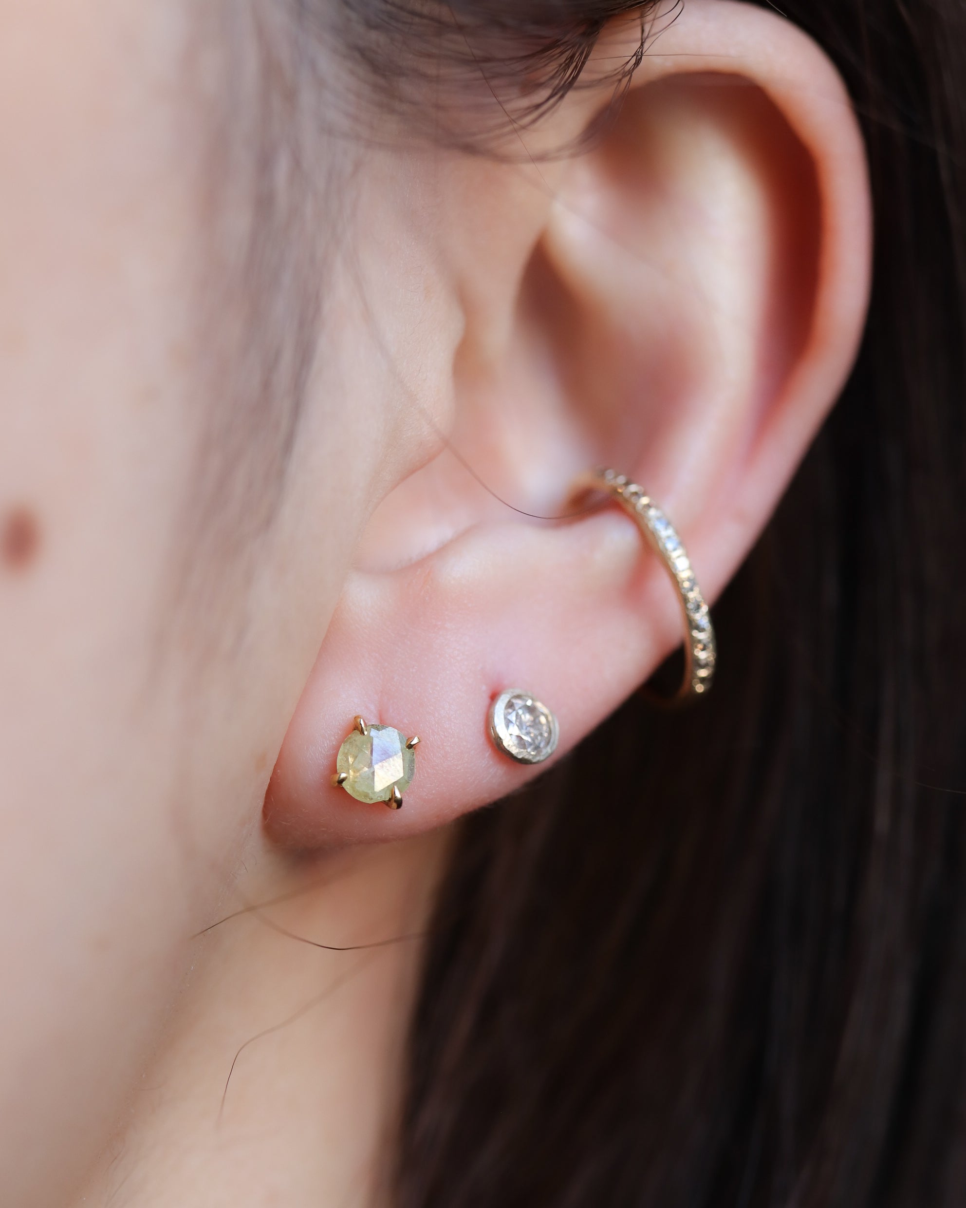 Prong Pierced Earring - Natural Yellow Diamond -