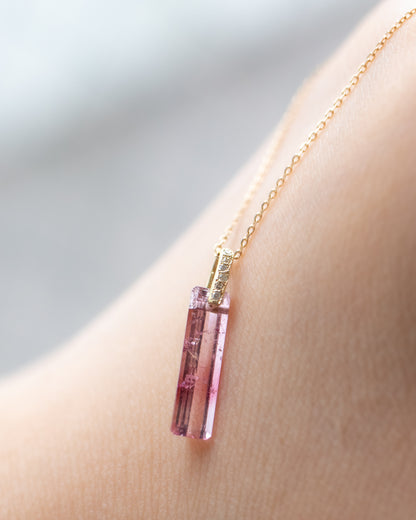 Hibiki Stone Necklace - Bicolor Tourmaline / Diamond -