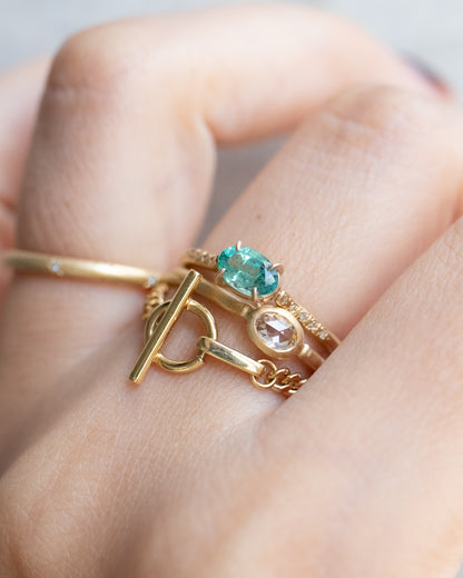 Prong Ring - Emerald -