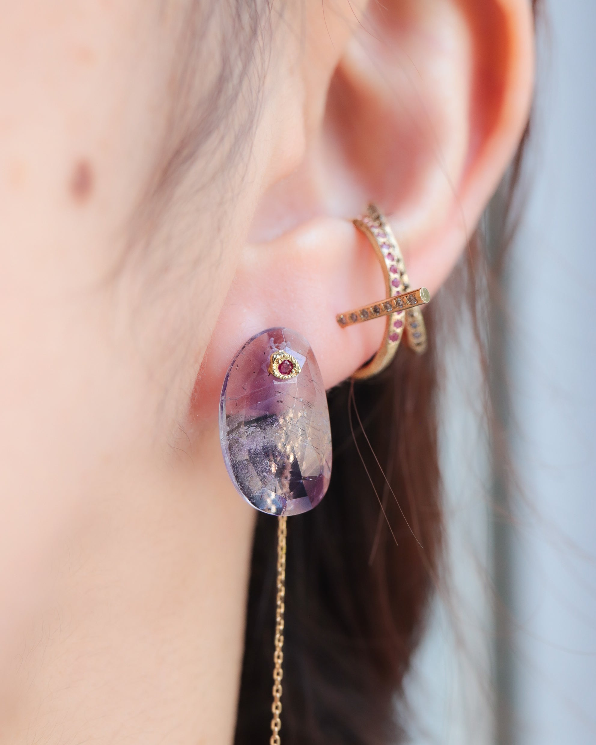 Flat Pierced Earring - Bicolor Amethyst -
